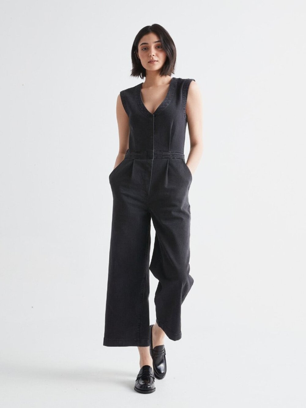 DUER Denim Jumpsuit Wide Leg Cropped - Washed Black - Size S